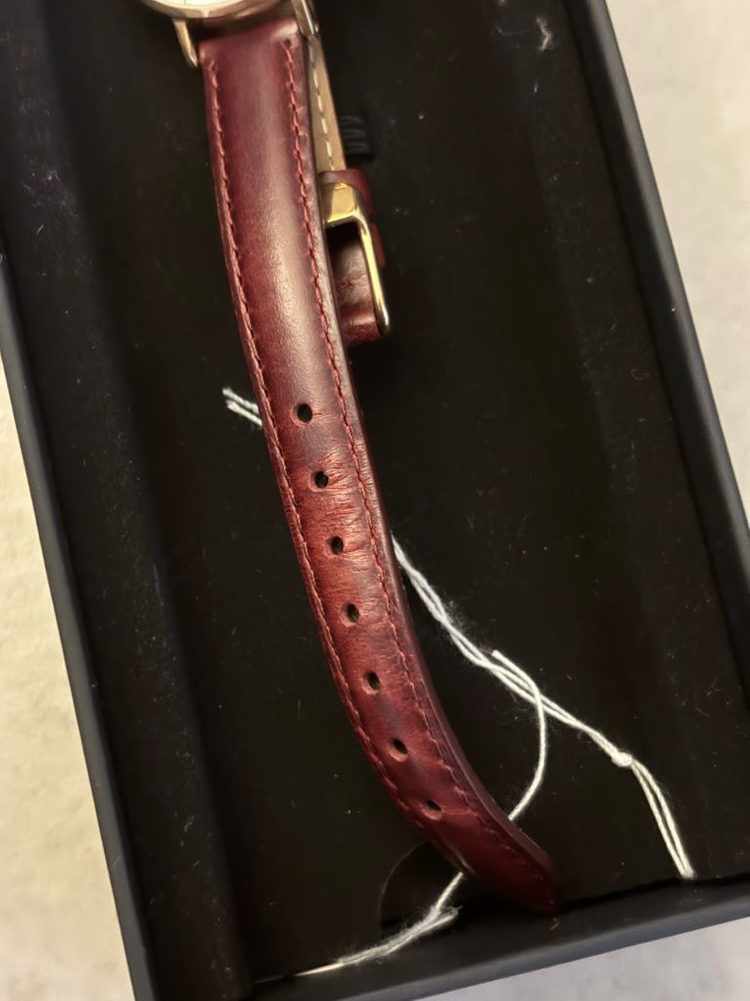 다니엘 웰링턴 시계--1