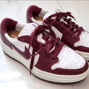 나이키 조던1 엘리베이트 로우 다크 비트룻 W260 박스포함