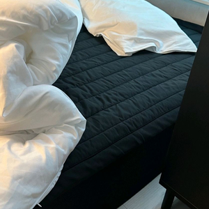 헬로우 슬립 퀸사이즈 블랙 매트리스 패드