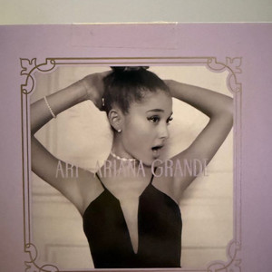 아리 바이 아리아나 그란데 오드퍼퓸50ml 이미지