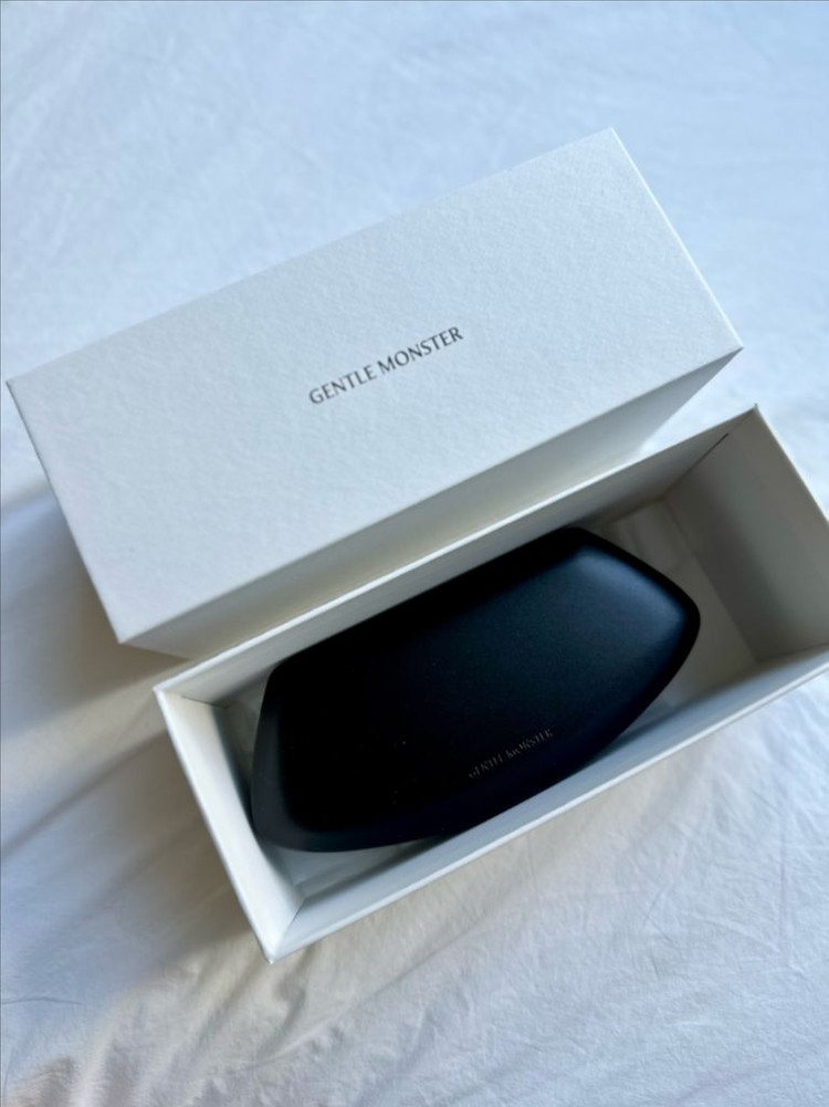 젠틀몬스터 알리오X GD1 그레이 티타늄 하금테 새상품--7