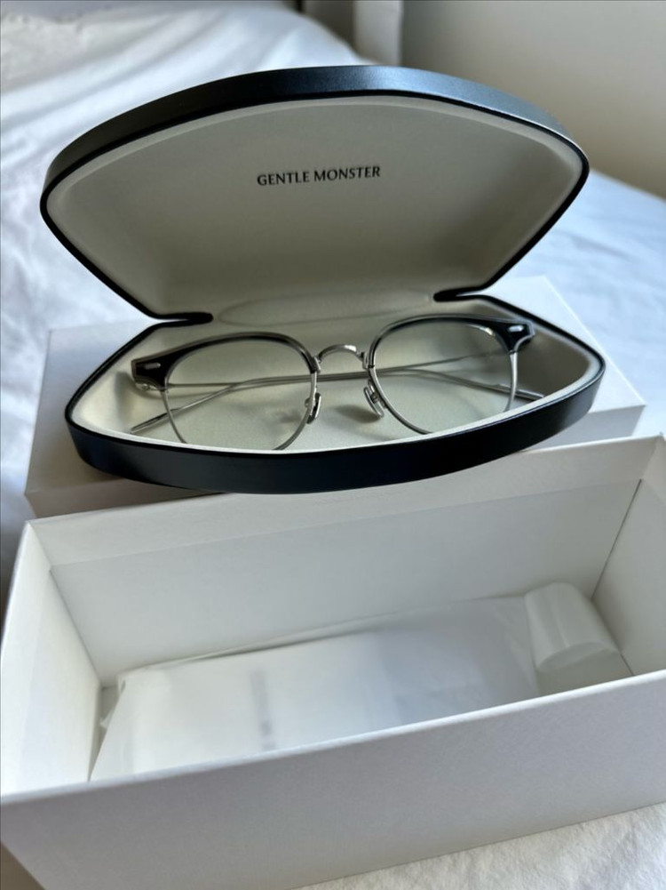 젠틀몬스터 알리오X GD1 그레이 티타늄 하금테 새상품--8