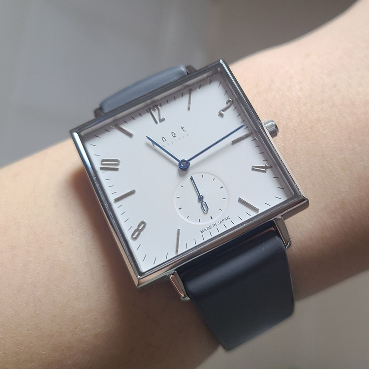 knot SQ-32 사각 시계--1