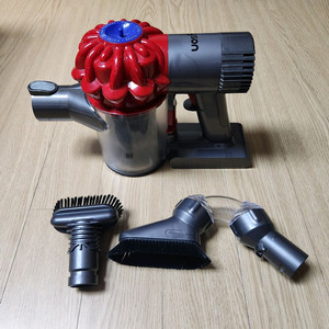 Dyson 다이슨 V6 (sv03 모델) 본체 + 정품 툴 2종