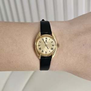 유니버셜제네브 금장 스위스 여성 오토매틱 가죽 시계 여자 팔찌