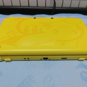 3DS XL 뉴큰다수 피카츄 에디션 팝니다