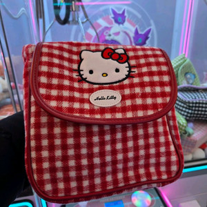 키티,마멜 백팩 팔아요~
