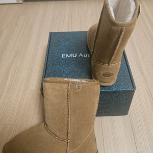 이뮤(emu) 어그 220 새상품