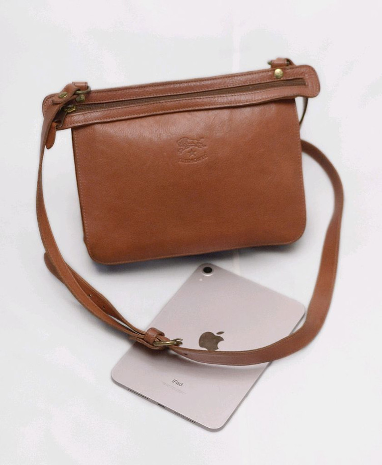 일비종떼 로니 더블 지퍼 트리오 포켓 가죽 숄더.크로스백--1