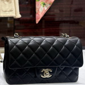 샤넬 뉴미니 클래식미니백