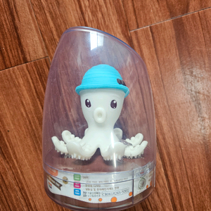 (미사용 단순개봉 신품) 문어모양 치발기 및 모이몰른 아기 딸랑이 세트