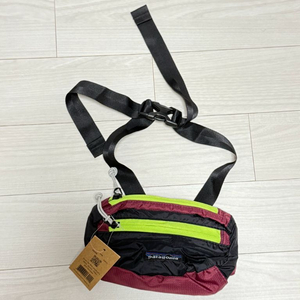 새상품 파타고니아 미니 힙색