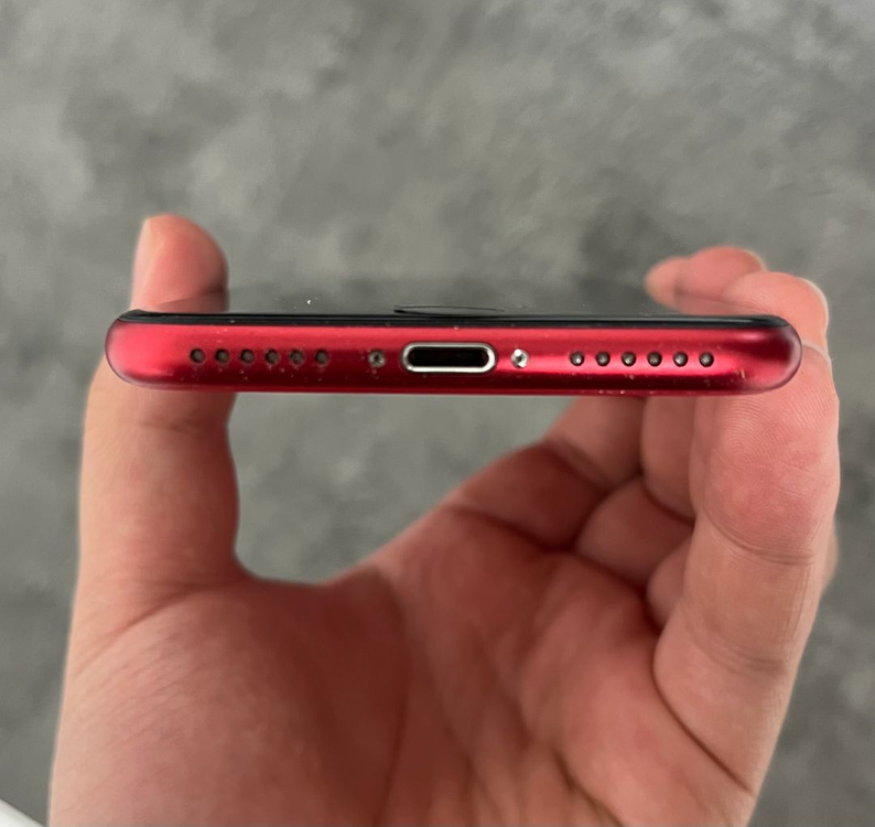 아이폰 SE 2세대 레드--2