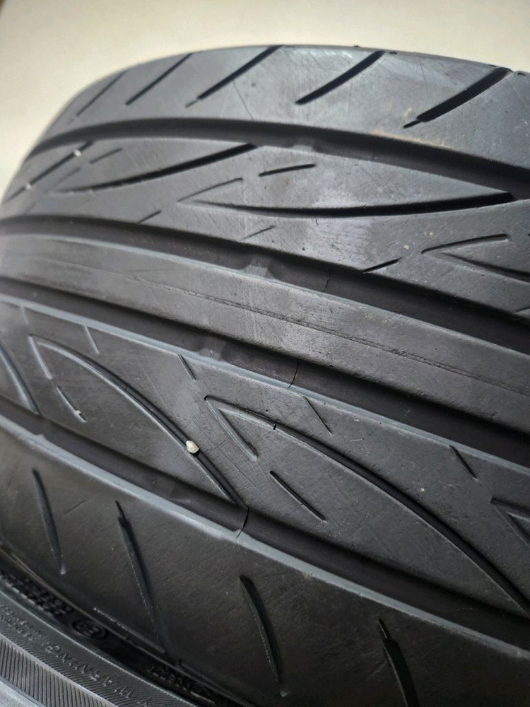 요코하마 어드반 V701 UHP 썸머타이어 4짝 15만 이미지