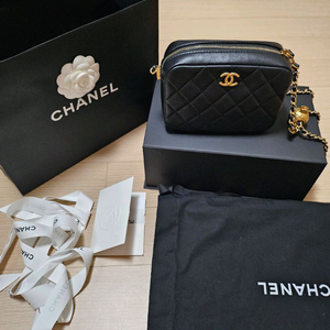 샤넬 카메라백 골드볼