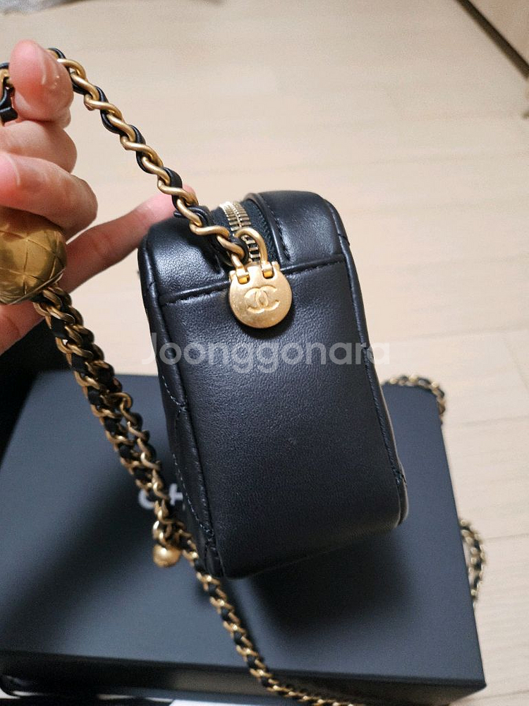 샤넬 카메라백 골드볼--7