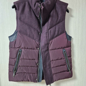 솔리드 옴므 우영미 가죽 배색 캐시미어 다운 베스트 95