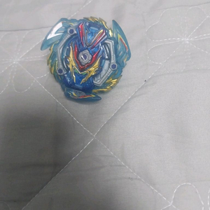 슬래시 발키리 베이블레이드 팽이