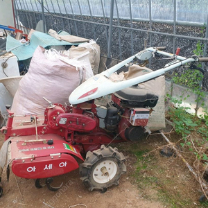 관리기 및 옥수수 예취기