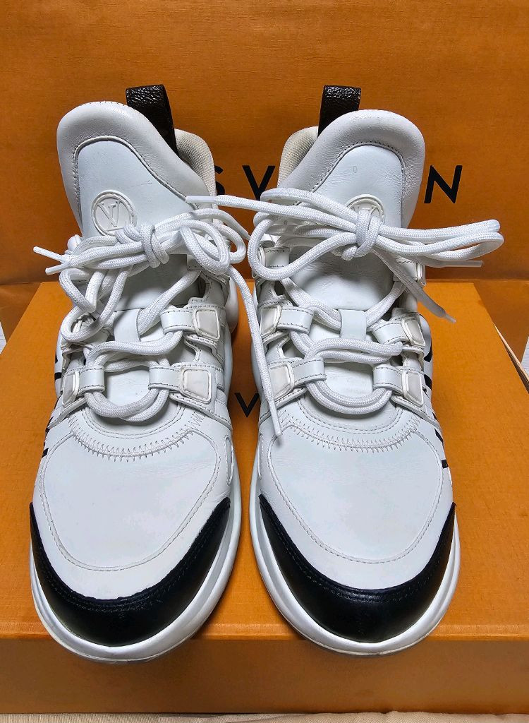 정품 여성 루이비통 레터링 아치라이트 37사이즈 이미지