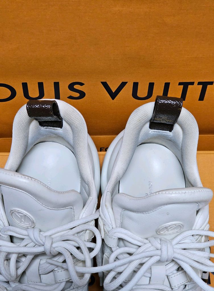 정품 여성 루이비통 레터링 아치라이트 37사이즈 이미지