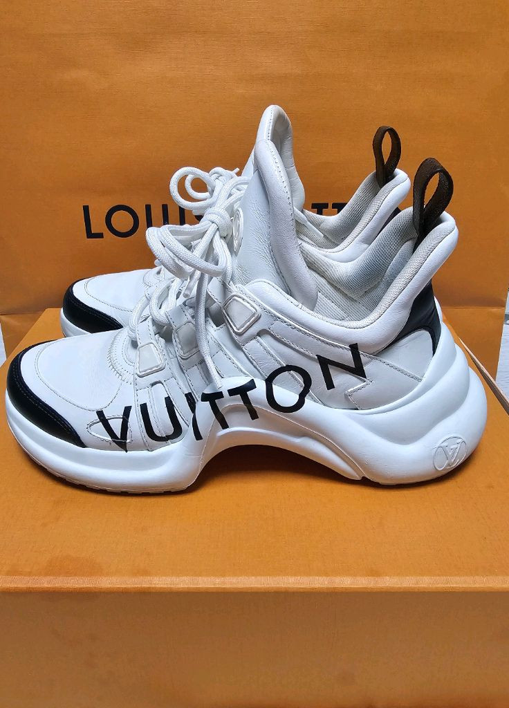 정품 여성 루이비통 레터링 아치라이트 37사이즈 이미지