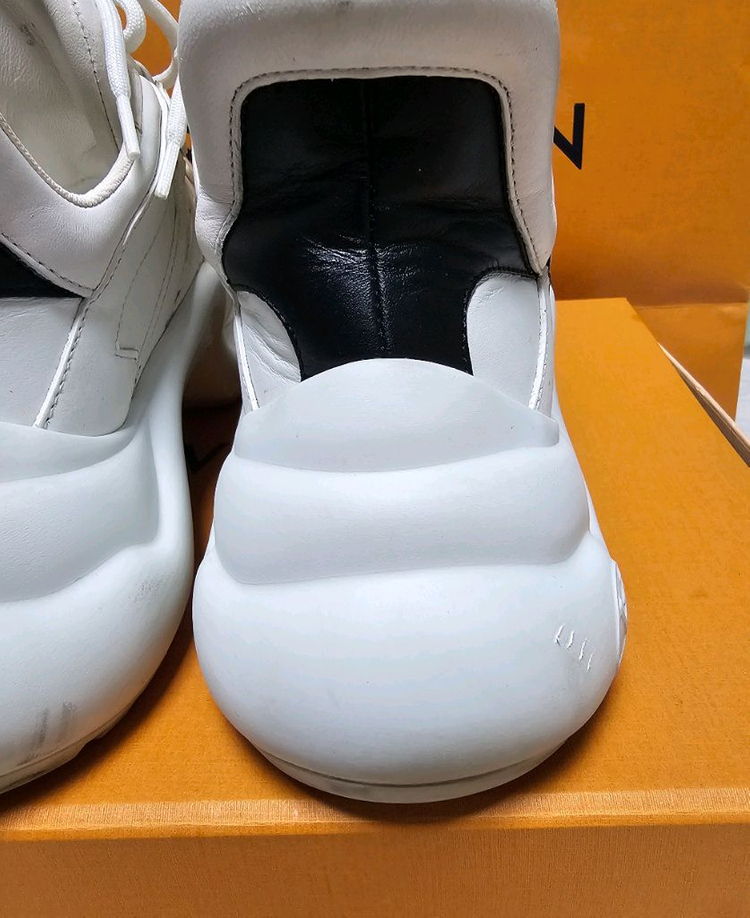 정품 여성 루이비통 레터링 아치라이트 37사이즈 이미지