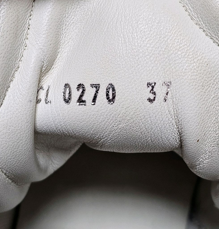 정품 여성 루이비통 레터링 아치라이트 37사이즈 이미지