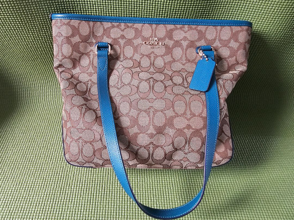 코치 시그니처 토트백--1