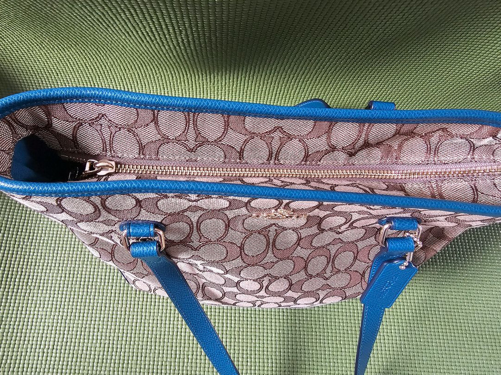 코치 시그니처 토트백--7