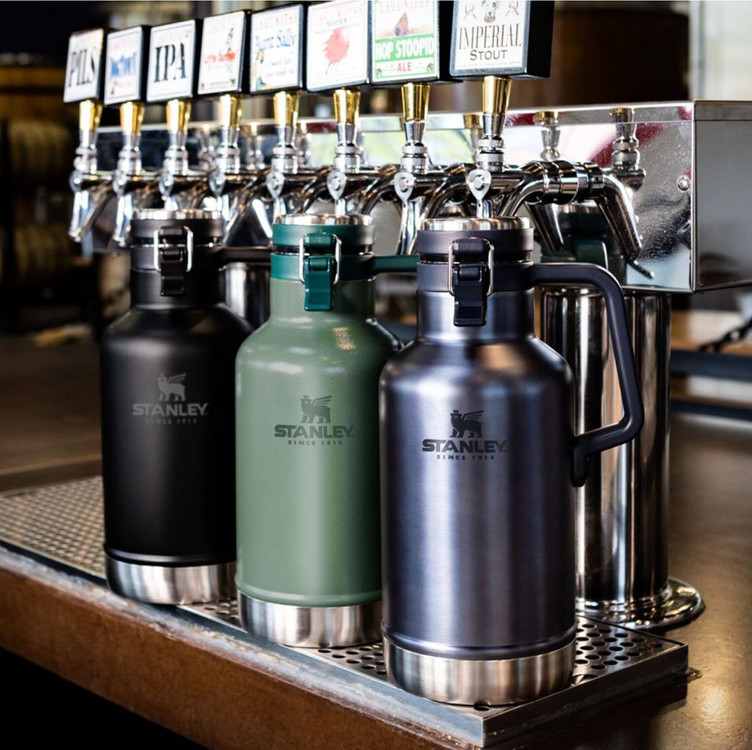 스탠리 클래식 진공 그라울러 1.9L(64oz) 해머톤그린--3