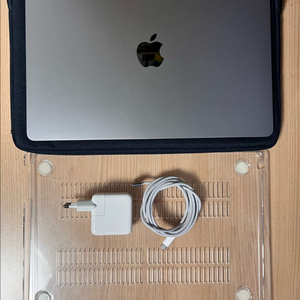 (애케플 ~27년) 맥북에어 15 M2 구성품 빵빵