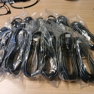 hdmi케이블새제품 1.5미터 50개 팝니다