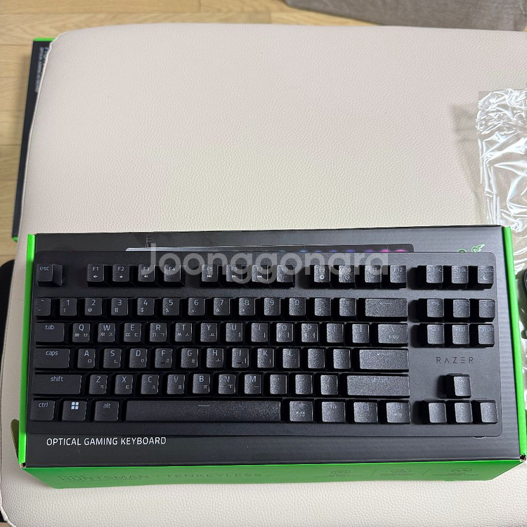 레이저 헌츠맨 v2 tkl 리니어 (razer huntsman) / 키캡, 팜레스트 미사용--0