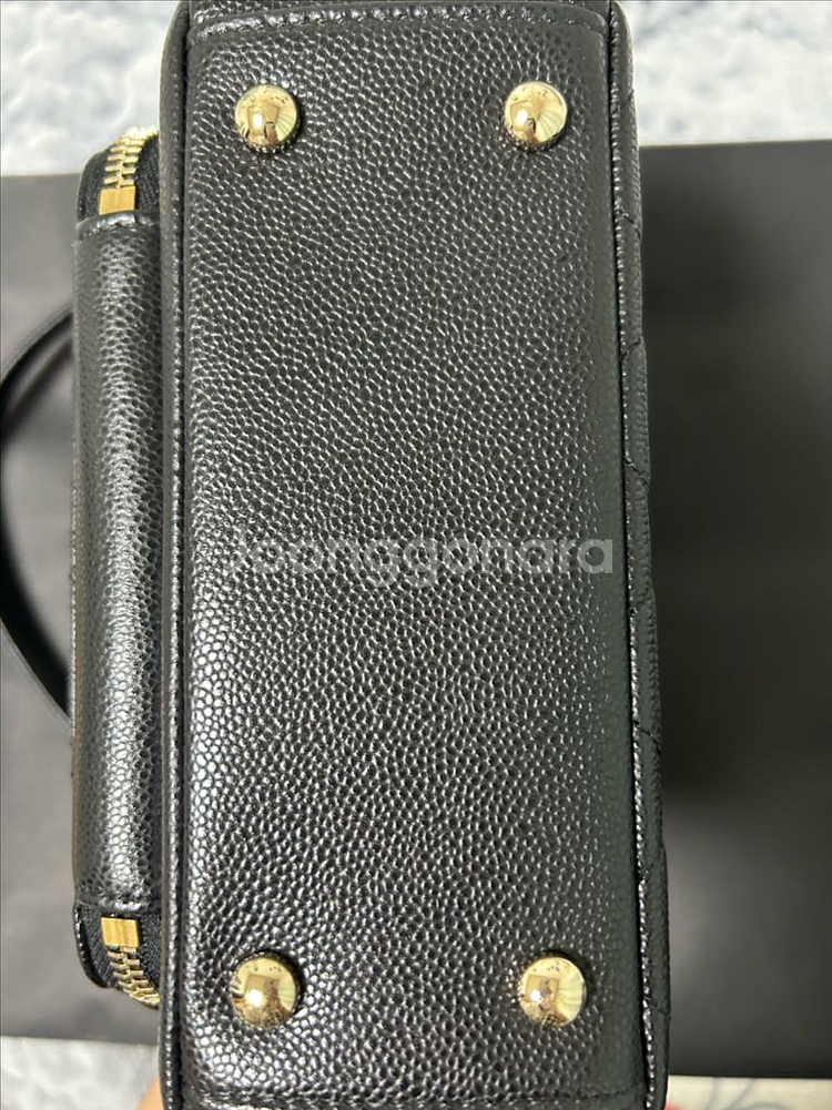 샤넬 비즈니스 어피니티 백--4