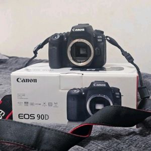 캐논 EOS 90D DSLR 카메라 이미지