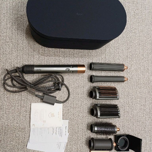 공홈정품 새상품급)다이슨 에어랩 멀티 스타일러 컴플리트 롱 양방향 +거치대 선물(5만원상당)+박스 있음