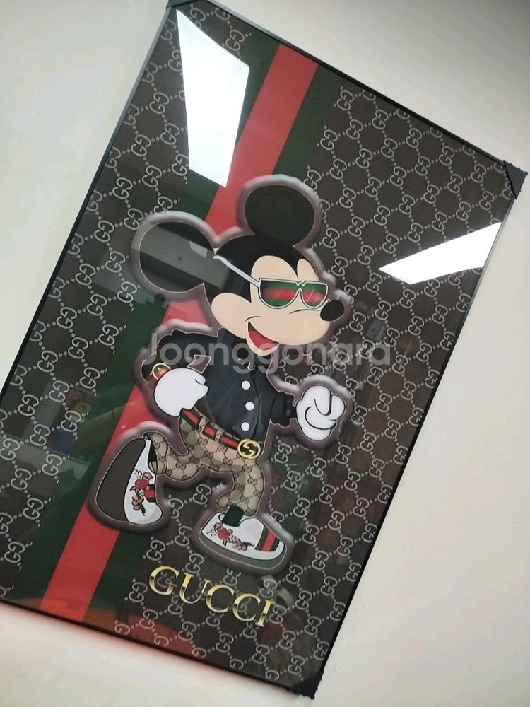 구찌 피규어 디즈니 미키마우스 그림액자 그림 액자 팝아트 인테리어소품 명품그림 명품액자 꽃 곰인형 콜라보 인테리어--1