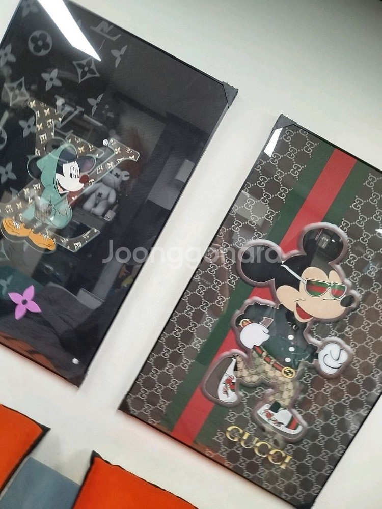 구찌 피규어 디즈니 미키마우스 그림액자 그림 액자 팝아트 인테리어소품 명품그림 명품액자 꽃 곰인형 콜라보 인테리어--8