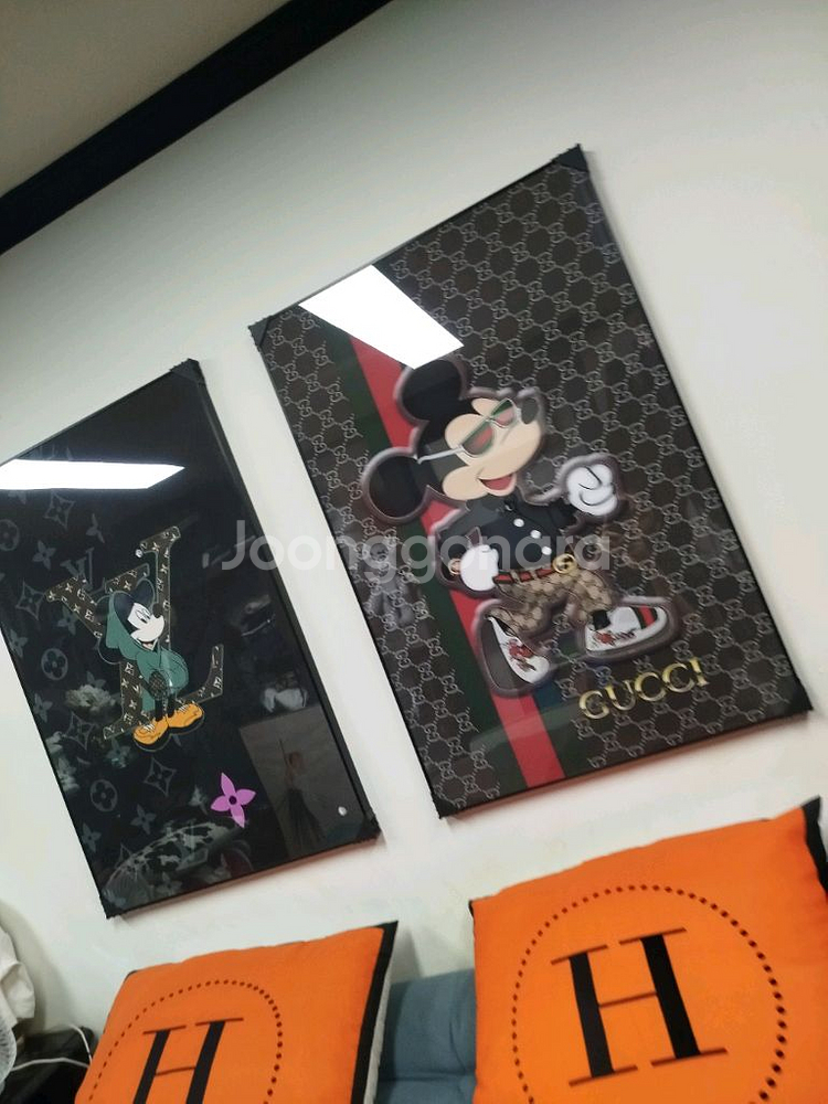 구찌 피규어 디즈니 미키마우스 그림액자 그림 액자 팝아트 인테리어소품 명품그림 명품액자 꽃 곰인형 콜라보 루이비통--4