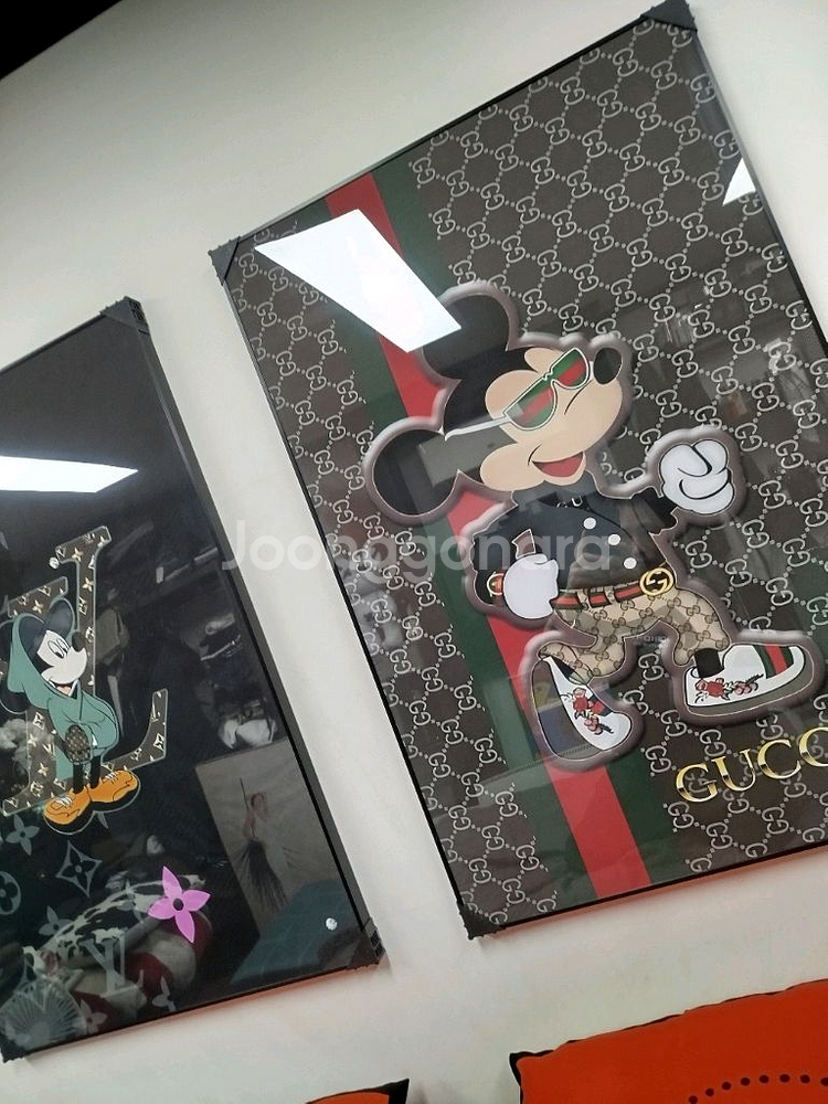 구찌 피규어 디즈니 미키마우스 그림액자 그림 액자 팝아트 인테리어소품 명품그림 명품액자 꽃 곰인형 콜라보 루이비통--6