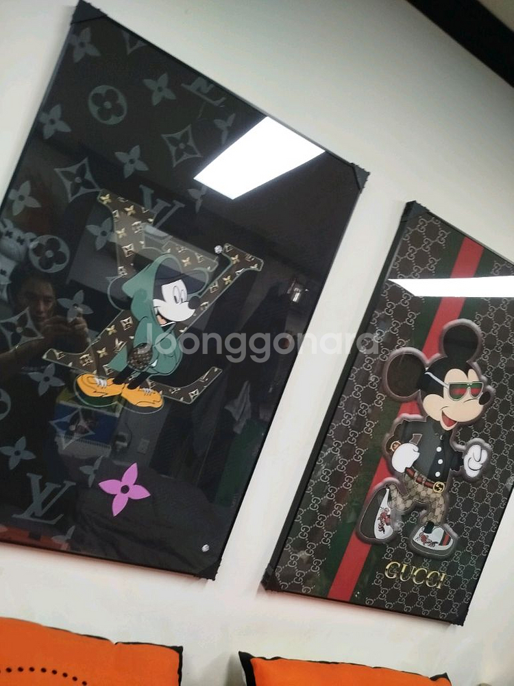 구찌 피규어 디즈니 미키마우스 그림액자 그림 액자 팝아트 인테리어소품 명품그림 명품액자 꽃 곰인형 콜라보 루이비통--8