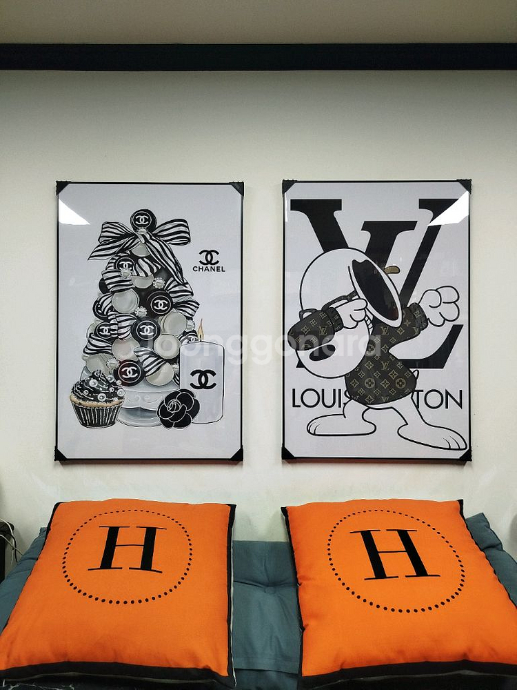 루이비통 스누피 피규어 그림액자 그림 액자 팝아트 인테리어소품 명품그림 명품액자 꽃 곰인형 콜라보 인테리어--1