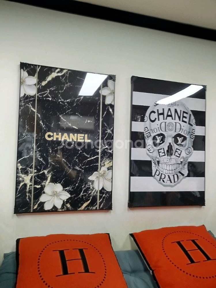 샤넬 해골 스컬아트 백 가방 그림액자 그림 액자 팝아트 인테리어소품 명품그림 명품액자 꽃 곰인형 콜라보 인테리어--3