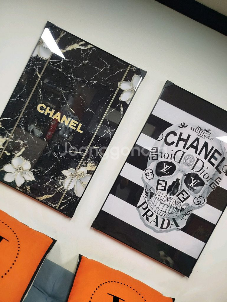 샤넬 해골 스컬아트 백 가방 그림액자 그림 액자 팝아트 인테리어소품 명품그림 명품액자 꽃 곰인형 콜라보 인테리어--5