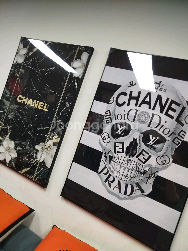 샤넬 꽃 대리석 해골 스컬 그림액자 그림 액자 팝아트 인테리어소품 명품그림 명품액자 꽃 곰인형 콜라보 인테리어--7