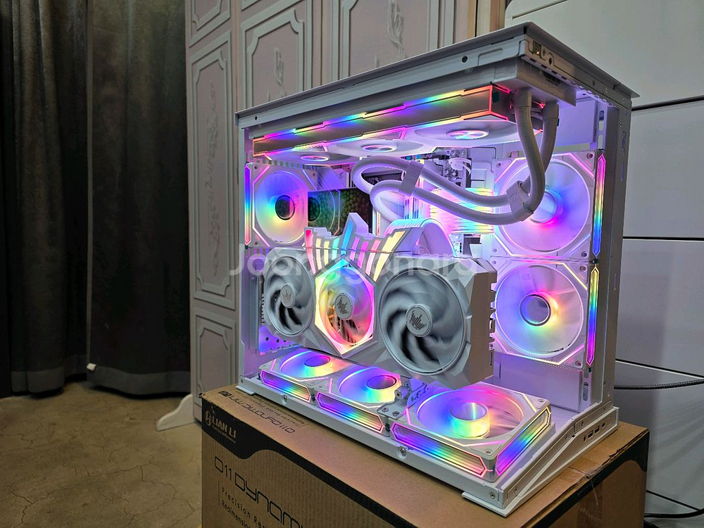 9800x3d rtx 5080 hof 신품 판매합니다--1