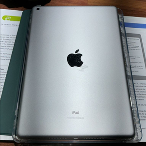 아이패드 7세대 32기가 실버 와이파이 이미지