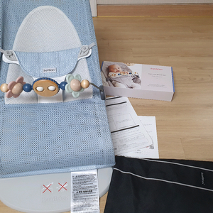 베이비뵨 바운서 메쉬 스카이블루, 토이, 보관가방 일괄 판매합니다.