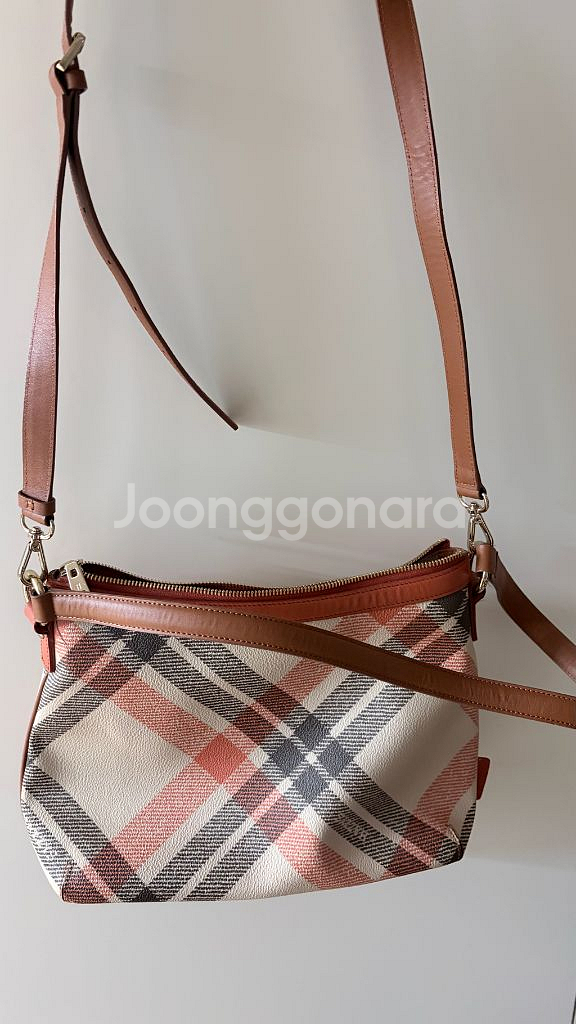 해지스 체크 패턴 크로스백--2